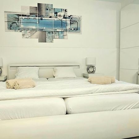 Idyllische Ferienwohnung In Bissone Luaran gambar