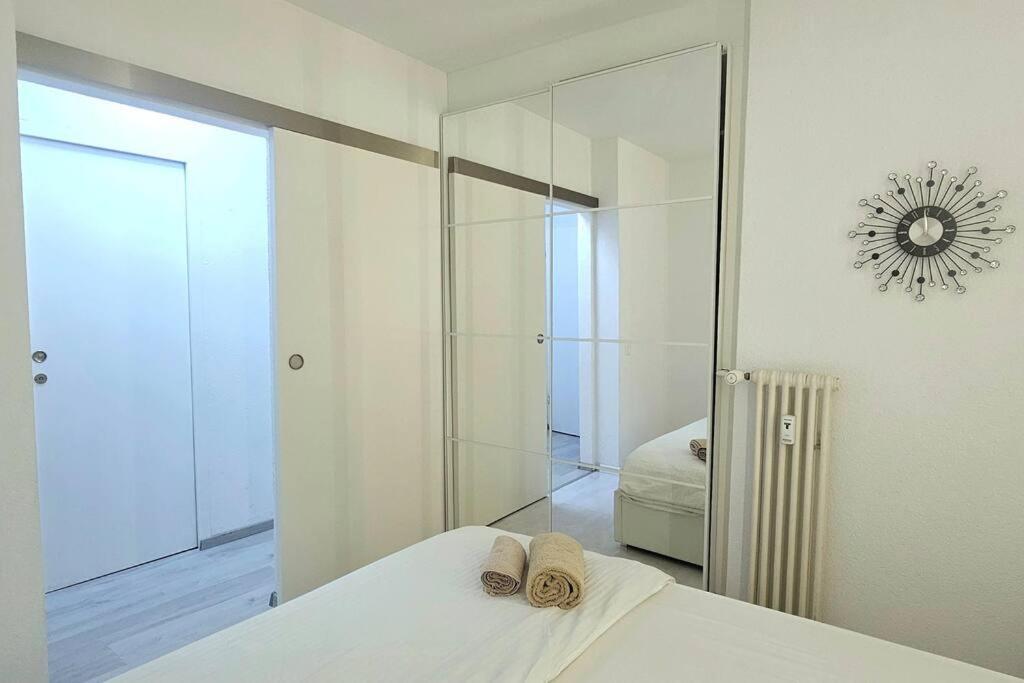 Idyllische Ferienwohnung In Bissone Luaran gambar